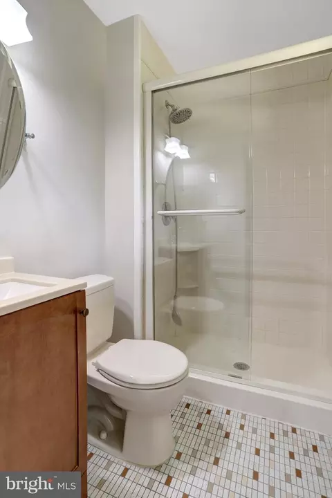 8449 Thames St, Springfield, VA 22151 photo 27