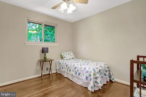 8449 Thames St, Springfield, VA 22151 photo 19