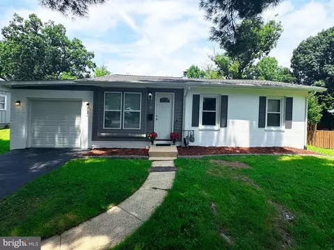6610 Stagecoach St, Springfield, VA 22150 photo 2