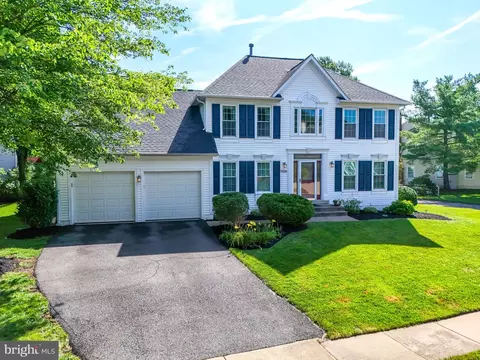 14434 N Slope St, Centreville, VA 20120