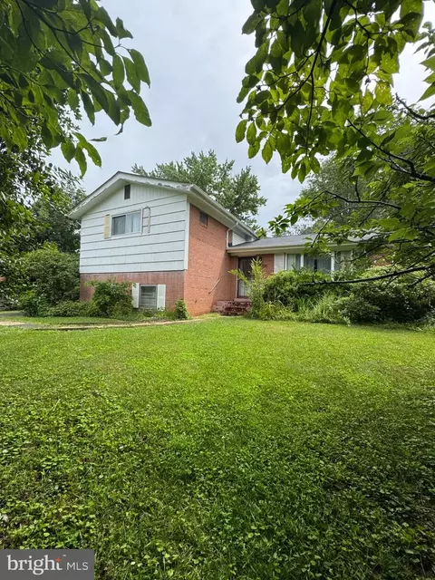 1935 Great Falls St, Mclean, VA 22101