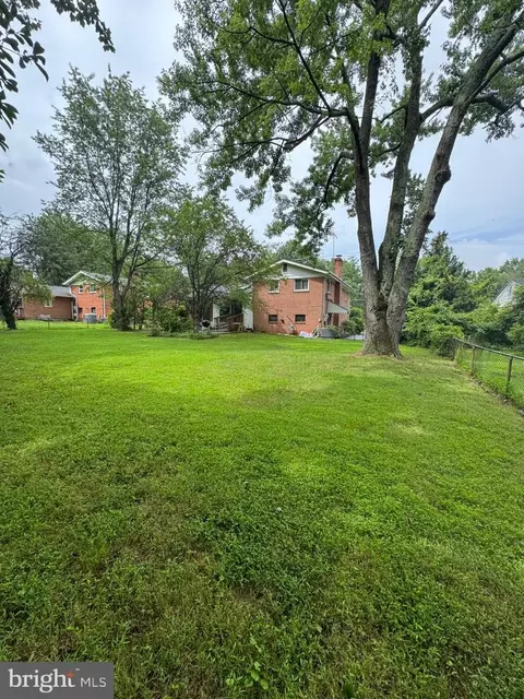1935 Great Falls St, Mclean, VA 22101 photo 4