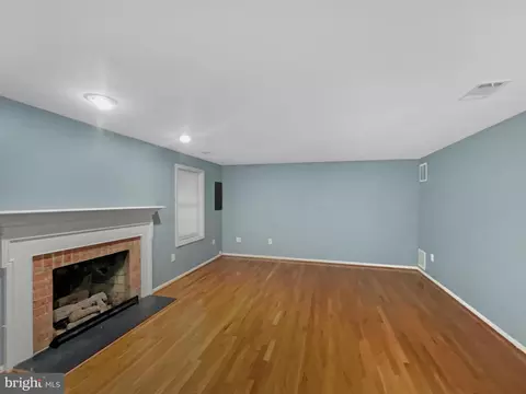 7227 Gentian Ct, Springfield, VA 22152 photo 32