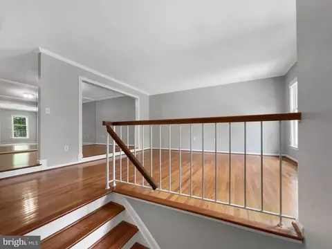7227 Gentian Ct, Springfield, VA 22152 photo 10