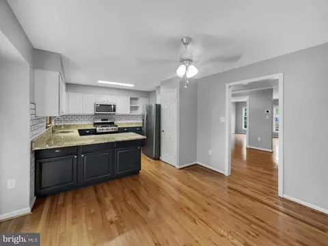 7227 Gentian Ct, Springfield, VA 22152 photo 24