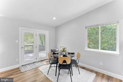 Dining - 913 Mcdaniel Ct, Herndon, VA 20170 photo 1 of 2