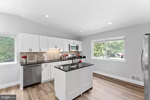 Kitchen - 913 Mcdaniel Ct, Herndon, VA 20170 photo 1 of 4