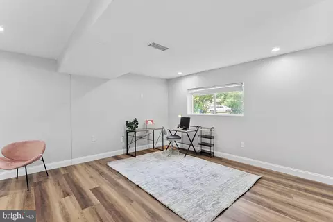 Other - 913 Mcdaniel Ct, Herndon, VA 20170 photo 6 of 10