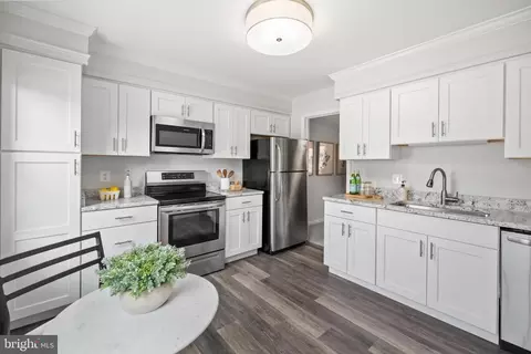 3085 Covington St, Fairfax, VA 22031 photo 6