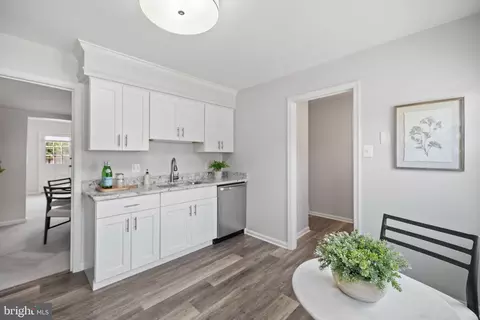 3085 Covington St, Fairfax, VA 22031 photo 8
