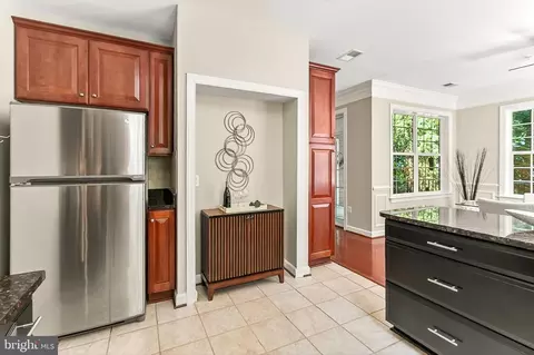 Kitchen - 7880 Rolling Woods Ct #104, Springfield, VA 22152 photo 6 of 7