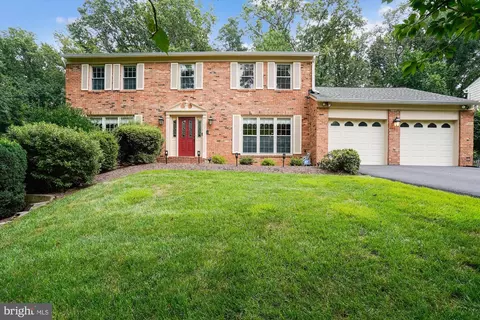 3307 Miller Heights Rd, Oakton, VA 22124