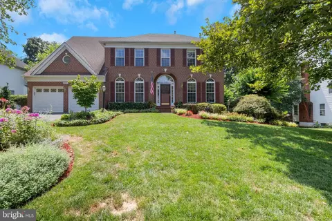 14501 Picket Oaks Rd, Centreville, VA 20121