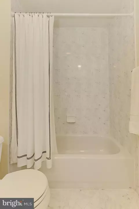 Bath - 3706 Rust Rd, Annandale, VA 22003 photo 6 of 8