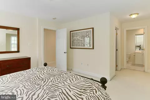 Bedroom - 3706 Rust Rd, Annandale, VA 22003 photo 7 of 7