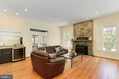 Living - 3706 Rust Rd, Annandale, VA 22003 photo 5 of 8