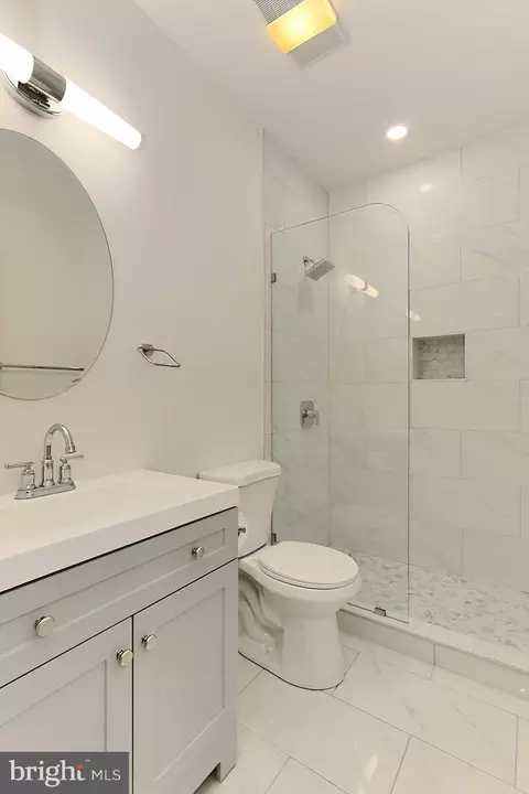 Bath - 3706 Rust Rd, Annandale, VA 22003 photo 8 of 8