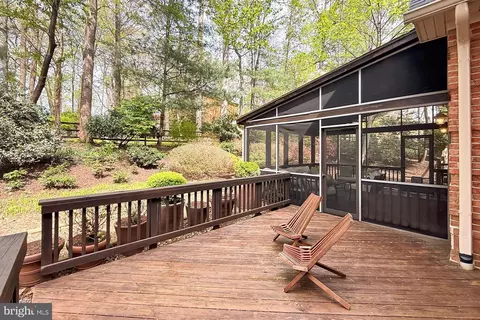 Exterior - 3706 Rust Rd, Annandale, VA 22003 photo 9 of 18