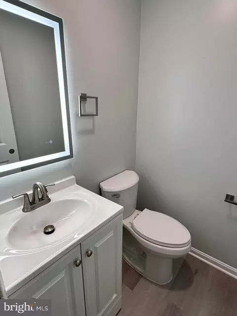 7411 Reservation Dr, Springfield, VA 22153 photo 11