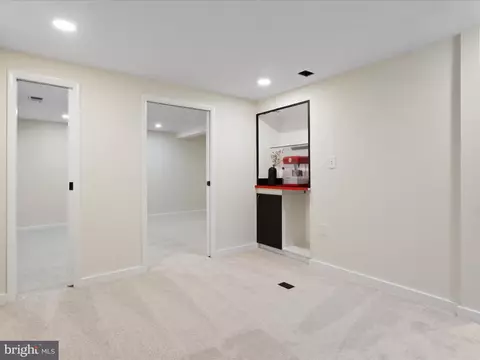 9120 Beachway Ln, Springfield, VA 22153 photo 42