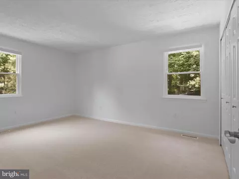 9120 Beachway Ln, Springfield, VA 22153 photo 32