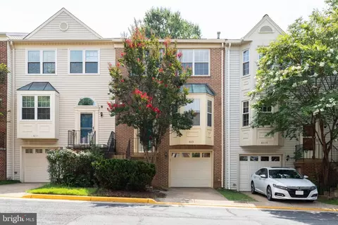 6113 George Baylor Dr, Centreville, VA 20121