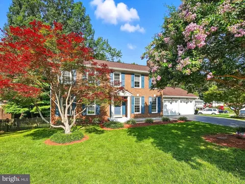 4728 Carterwood Dr, Fairfax, VA 22032