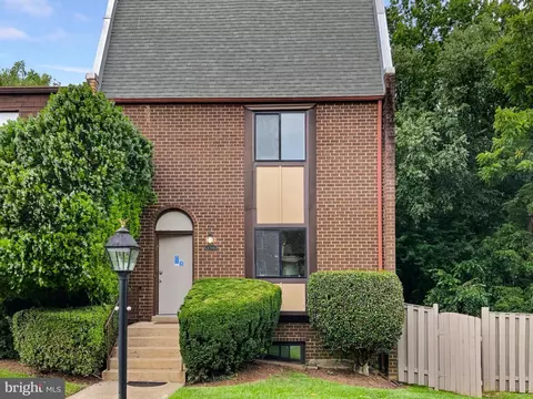 1700 Tyvale Ct, Vienna, VA 22182
