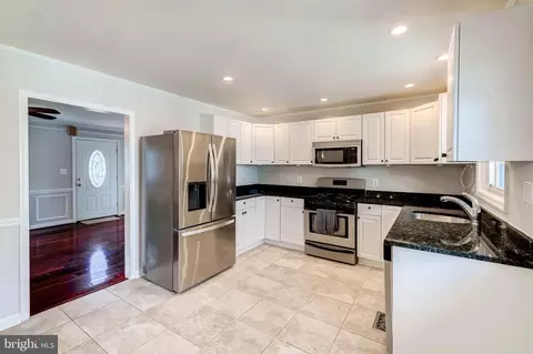 6822 Floyd Ave, Springfield, VA 22150 photo 5