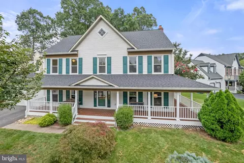 6203 Otter Run Rd, Clifton, VA 20124