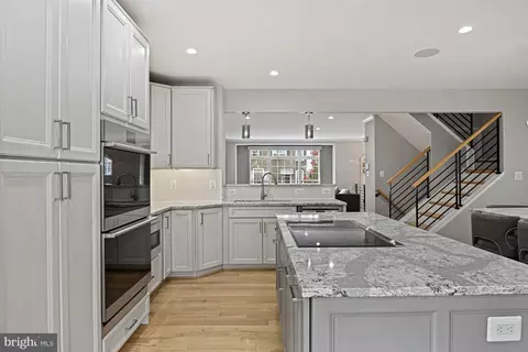 Kitchen - 1978 Logan Manor Dr, Reston, VA 20190 photo 2 of 6