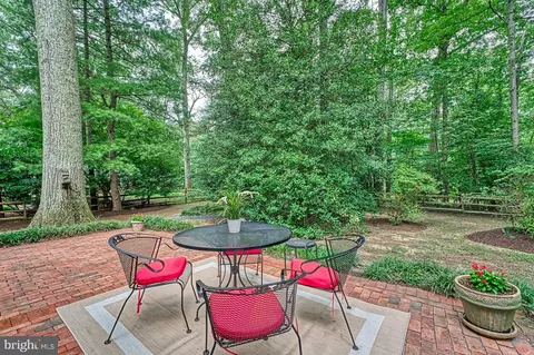 Exterior - 11522 Running Cedar Rd, Reston, VA 20191 photo 4 of 8