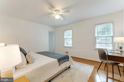 Bedroom - 11522 Running Cedar Rd, Reston, VA 20191 photo 3 of 6