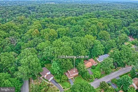 View/Area - 11522 Running Cedar Rd, Reston, VA 20191 photo 2 of 2