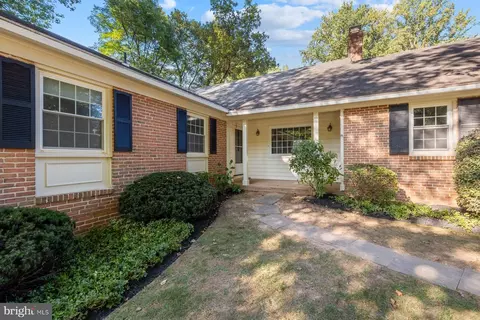 Other - 7710 Huntmaster Ln, Mclean, VA 22102 photo 2 of 10