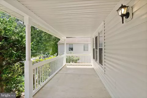7214 Adrienne Glen Ave, Springfield, VA 22152 photo 7