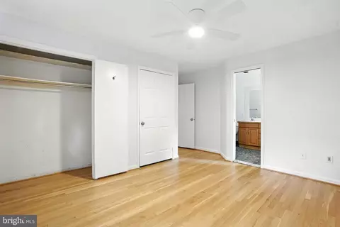 2359 Tumbletree Way, Reston, VA 20191 photo 24