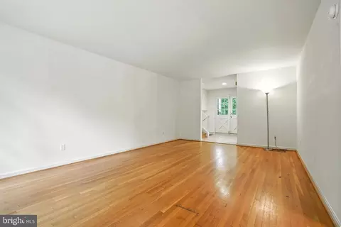 2359 Tumbletree Way, Reston, VA 20191 photo 8