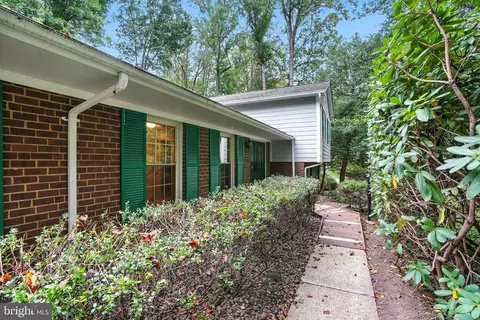 2359 Tumbletree Way, Reston, VA 20191 photo 4