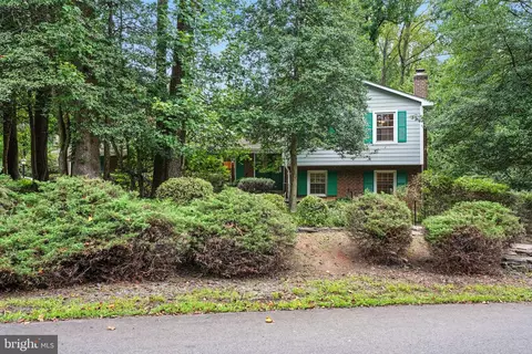 2359 Tumbletree Way, Reston, VA 20191 photo 2