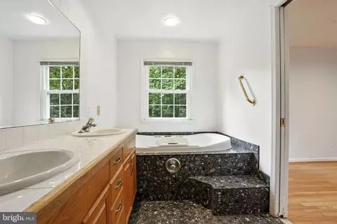 2359 Tumbletree Way, Reston, VA 20191 photo 25