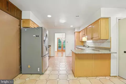 2359 Tumbletree Way, Reston, VA 20191 photo 13