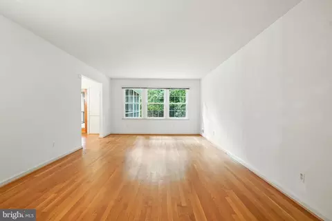 2359 Tumbletree Way, Reston, VA 20191 photo 5