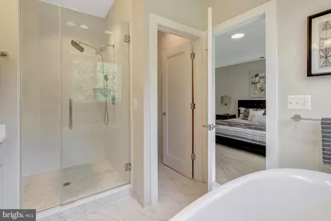 4912 Trail Vista Ln, Chantilly, VA 20151 photo 12