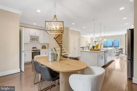 4912 Trail Vista Ln, Chantilly, VA 20151 photo 6