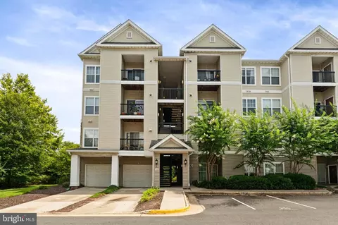 5115 Travis Edward Way #I, Centreville, VA 20120