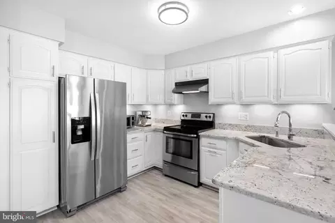 6509 Serenade Pl, Springfield, VA 22150 photo 3