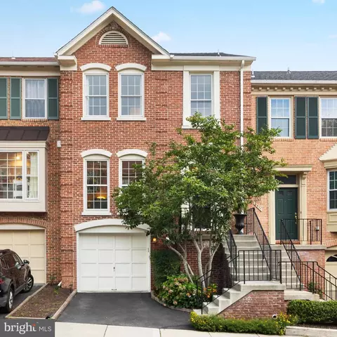 6509 Serenade Pl, Springfield, VA 22150