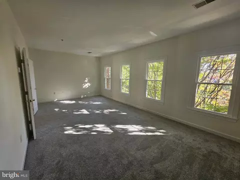 Other - 1652 Colonial Hills Dr, Mclean, VA 22102 photo 3 of 11