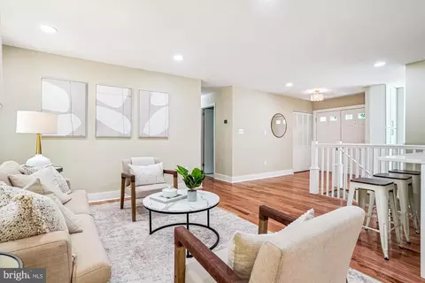 8108 Kings Point Ct, Springfield, VA 22153 photo 17